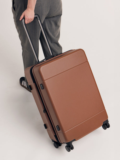 Hue Medium Luggage