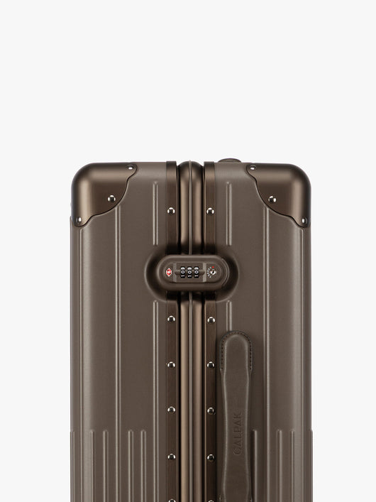 Vault Medium Luggage
