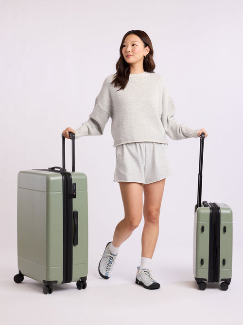 Hue Starter Bundle 8-Piece Set