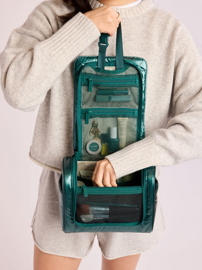 Luka Hanging Toiletry Bag